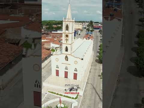 Praça e Igreja principal de Lagoa Danta RN