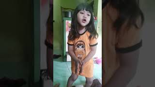 Download lagu Anak nyanyi mas opo aku iki isih kurang ayu mp3 Download lagu Anak nyanyi mas opo aku iki isih kurang ayu mp3