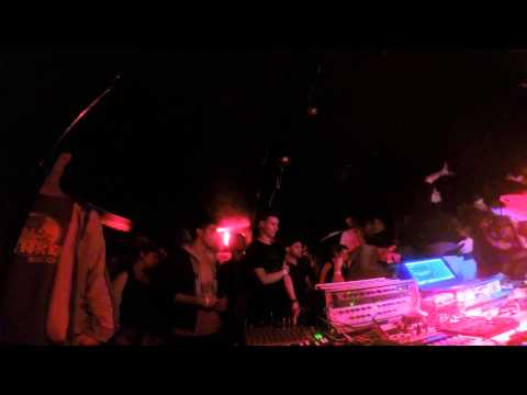 Mexican Stepper plays Charlie Pee Dubplate