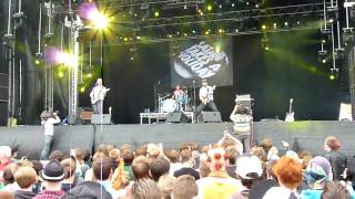 Satan Takes A Holiday - Her Pretty Little Head, Live @ West Coast Riot 2010