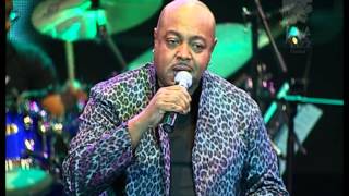 Peabo Bryson - By The Time This Night Is Over Live at Java Jazz Festival 2009