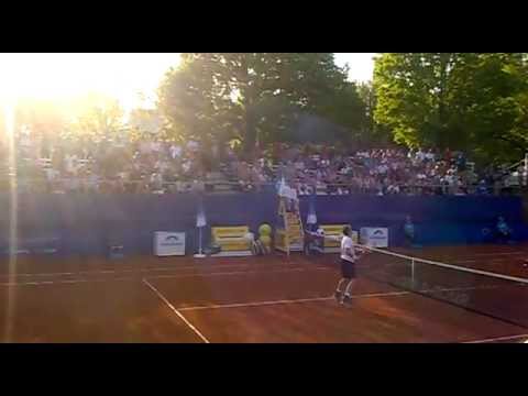 Dustin Brown BÄÄÄM **What a smash** and Franky Moser looks astonished BMW Open 2012