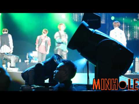 [FANCAM] 120615 SHINee - Stranger (Boyz Nite Out in Singapore)