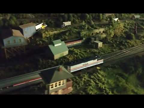 Running my new rapido F40 Amtrak(2)