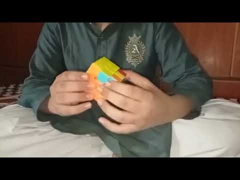 Rubik's cube challenge in 50 seconds