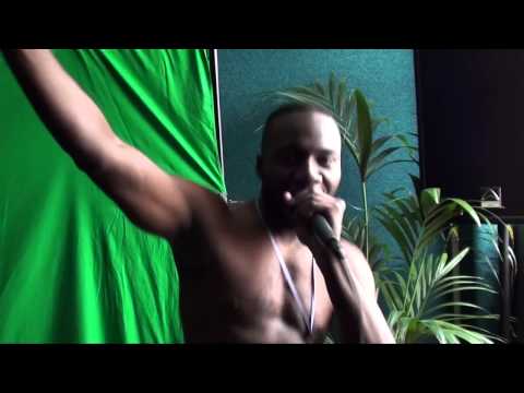 APTVUK - BADNESS - DIFFERENT DAY/SPLIT PERSONALITY