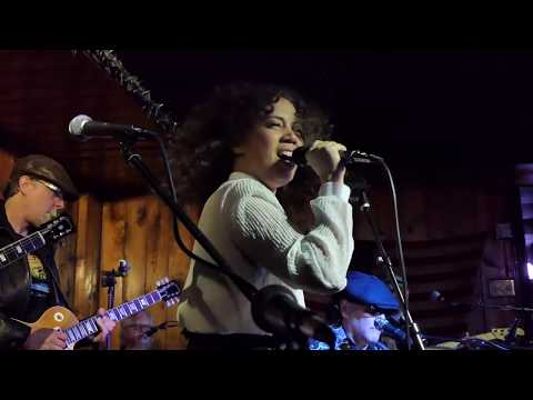 Jade MacRae w/Paulie Cerra Band - Let It Ride - 10/13/19 Burbank, CA