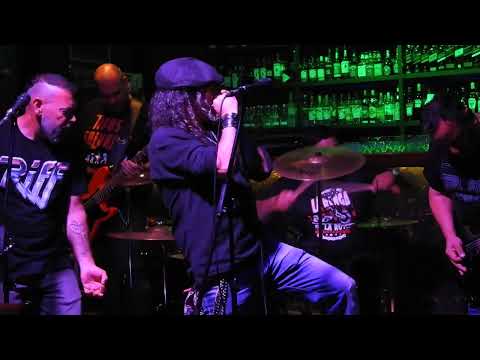 El Viejo - TIPOS SALVAJES - 19/11/2025 Yuppies Quilmes  -  Buenos Aires