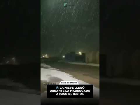 ❄️ La nieve llegó durante la madrugada a Paso de Indios