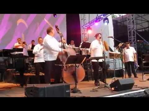 Cachao’s Mambo All Stars -Midsummer Night Swing at Lincoln Center 2015 Toca Cerezo Rosa