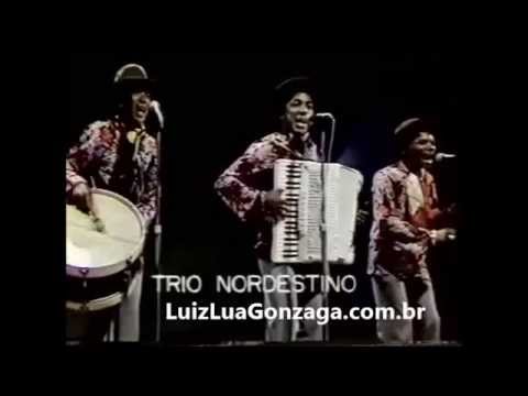 Trio Nordestino com  Lindú, Coroné e Cobrinha. Na Emenda.