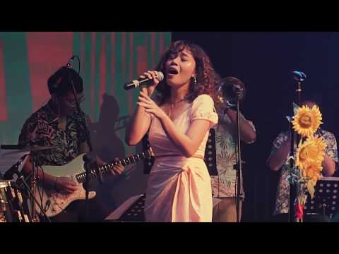 Utha Likumahuwa - Sesaat Kau Hadir (Moneva's Senior Recital)