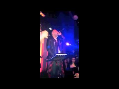 Ablaze & Nikos Nivo Vourliotis DEN M'ENDIAFEREI CLUB VENUE LARNACA