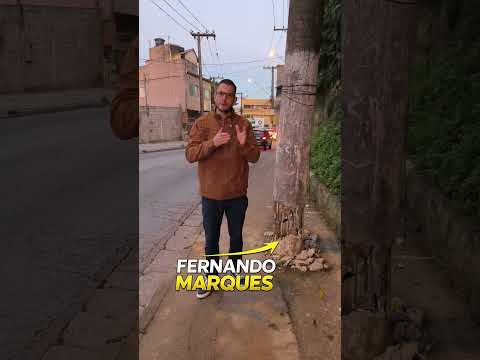 POSTE DANIFICADO COLOCA VIDAS EM RISCO NA AV. PAULO BROSSARD, EM FRANCISCO MORATO