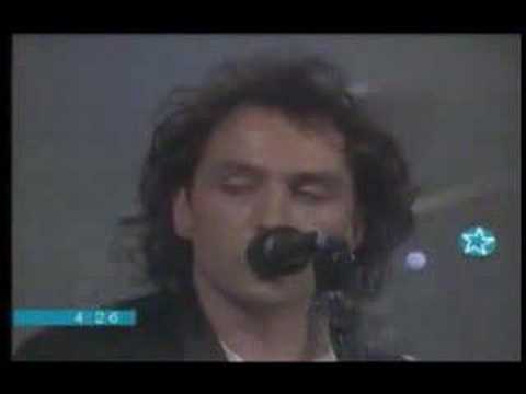 The Bolshoi - Away (Badia Y Cia.)