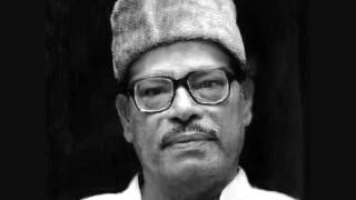 Tukro Hasir Tol Phowara (1975) - Manna Dey - YouTube
