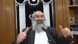 ריב בין מחותנים▪️הרב נחמנסון▪️(שטיינבאך שול כפר חב"ד) (הרב יהודה לייב נחמנסון) - התמונה מוצגת ישירות מתוך אתר האינטרנט יוטיוב. זכויות היוצרים בתמונה שייכות ליוצרה. קישור קרדיט למקור התוכן נמצא בתוך דף הסרטון