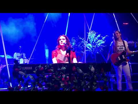 download lagu mp3 mp4 Kate Nash Dublin 2017, download lagu Kate Nash Dublin 2017 gratis, unduh video klip Kate Nash Dublin 2017