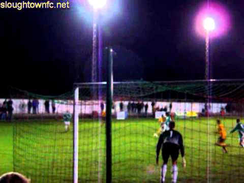 Slough Town 1-3 Hendon