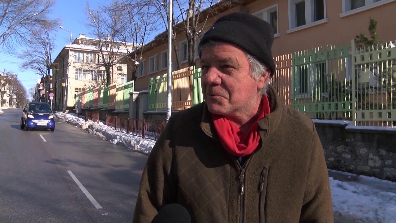 Почистени ли са тротоарите в Хасково?