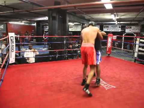 Bowe Leslie Round 3 0096