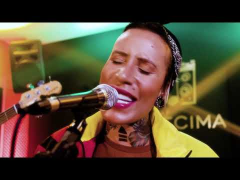 Valerie " Amy Winehouse"