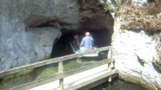 preview picture of video 'An der Wimsener Höhle'