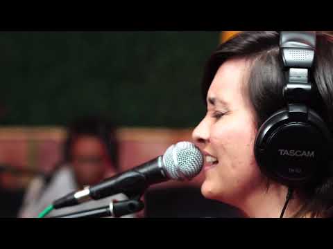 El Blues -  Claudia Ponjuán y la Onda Radioactiva (Guarevel Sesiones)