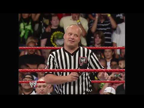 Umaga destroyed Santino Marella 2007