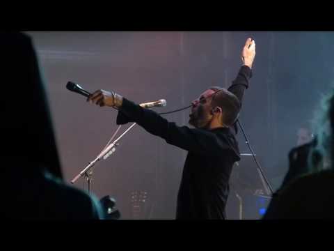 The Last Shadow Puppets - Totally Wired (The Fall cover) live, Castlefield Bowl 10-07-16