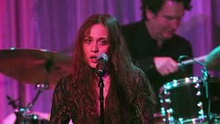 Fiona Apple - Use Me (Remastered)
