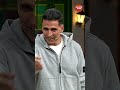 Akshay Kumar Ne Kiya Apne Staff Ki Bezati Kapilsharma Bollywood Comedynightswithkapil