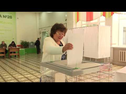 Братчане определяют будущее - город активно голосует в первый день выборов