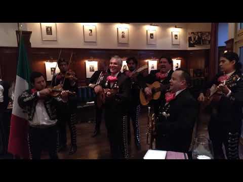 Dia de la independencia Mexico con Mariachi "Dos Aguilas"  (3)