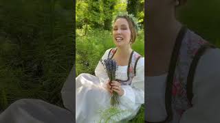 Lavender’s blue ✨🌿 #acappella #folksongs #nurseryrhymes #traditionalmusic #cottagecore #spring