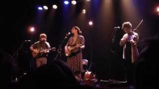 LEYLA MCCALLA @ Berre L'Etang (F) /2 : Too Blue