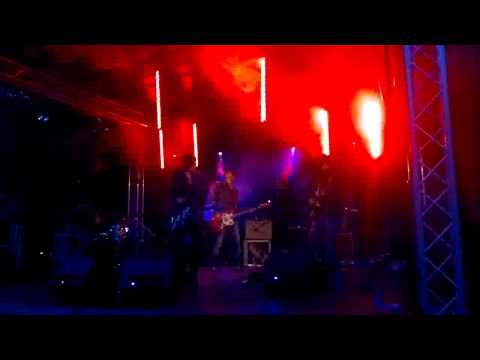 Muchy - Half Of That (Gardenalia, Warszawa 2012)