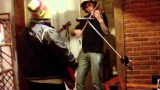 Vivo En Una Isla - Cover De Karamelo Santo