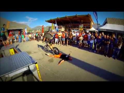 BOMBER SHOW Miniature vidéo YouTube 3