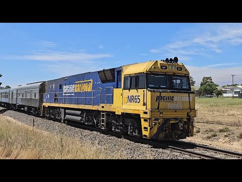 6MA8 JBRE "The Overland" (NR65), Melbourne to Adelaide, 1150, 20/12/24, Stawell VIC