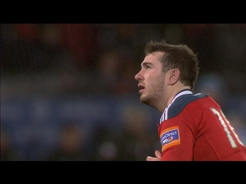 JJ Hanrahan chips over his 1st penalty - Munster v Cardiff Blues 8th February 2014