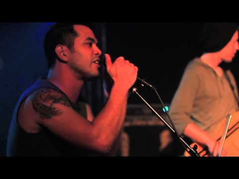 Living In Question - Divebar Daydreams