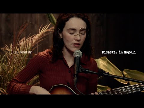 NÚRIA GRAHAM   ·   Disaster in Napoli   |   V4M