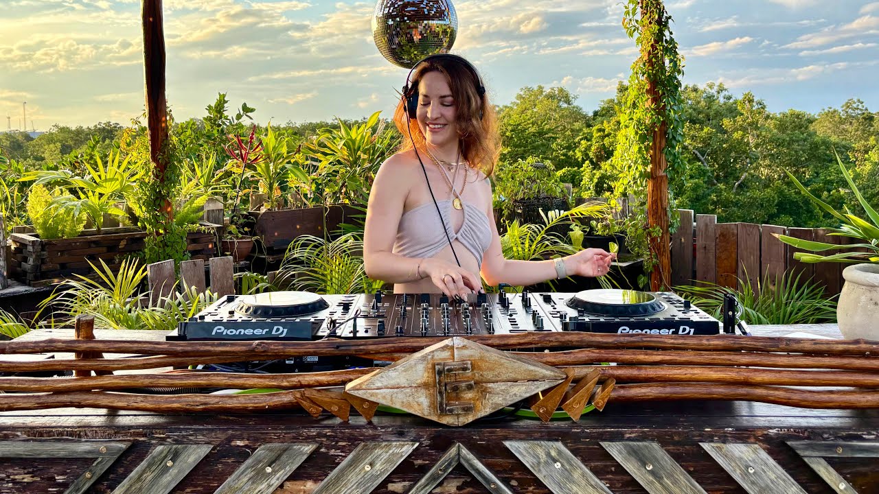 VEROLILA | Indie Dance Progressive House & Techno Sunset Mix 2026 | By @EPHIMERATulum