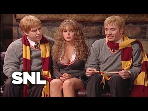 , title : 'Harry Potter: Hermione Growth Spurt - SNL'