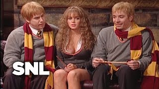 Download lagu Harry Potter Hermione Growth Spurt SNL... mp3