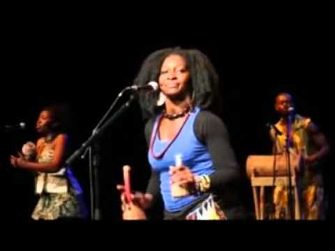 Alima en Allemagne au theater an der ruhr -2014