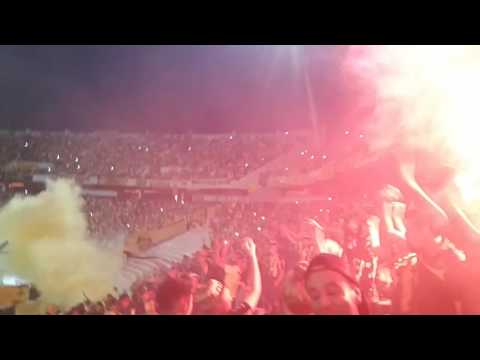 "Recibimiento Barra Amsterdam vs Boston River 2017" Barra: Barra Amsterdam &bull; Club: Peñarol