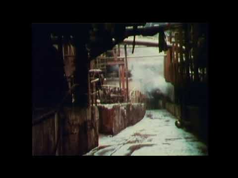 Schwungräder und alte Winderhitzer Völklinger Hütte 1986