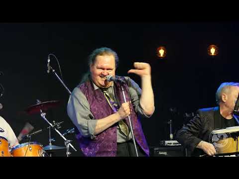 Doug And The Slugs - Making It Work LIVE @ Blue Frog Studios